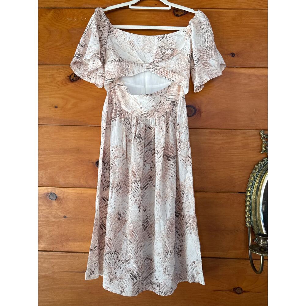 NWOT L’AGENCE Python Snake Skin Print Cut Out Front Silk Dress White Tan Size XS
